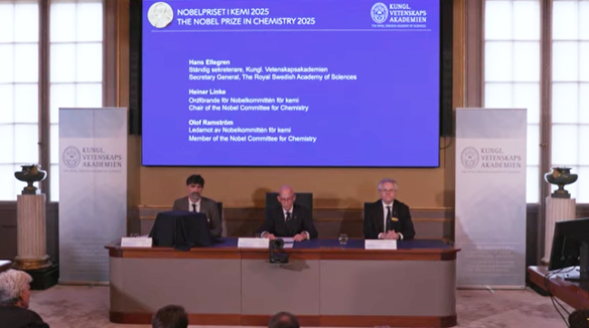 Pengumuman penerima hadiah Nobel Kimia 2025 oleh Akademi Ilmu Pengetahuan Kerajaan Swedia, Rabu (8/10/2025)/Foto: dok  Nobel Prize